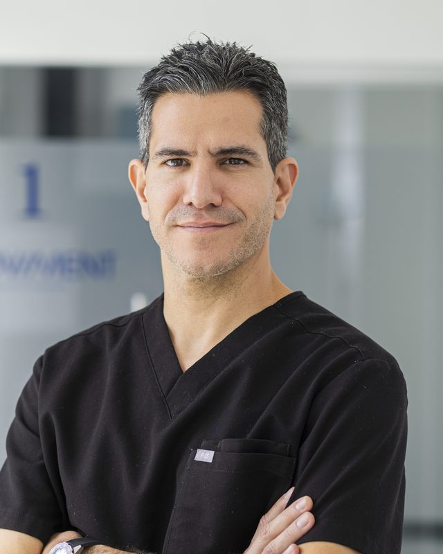 Adrián Romero
